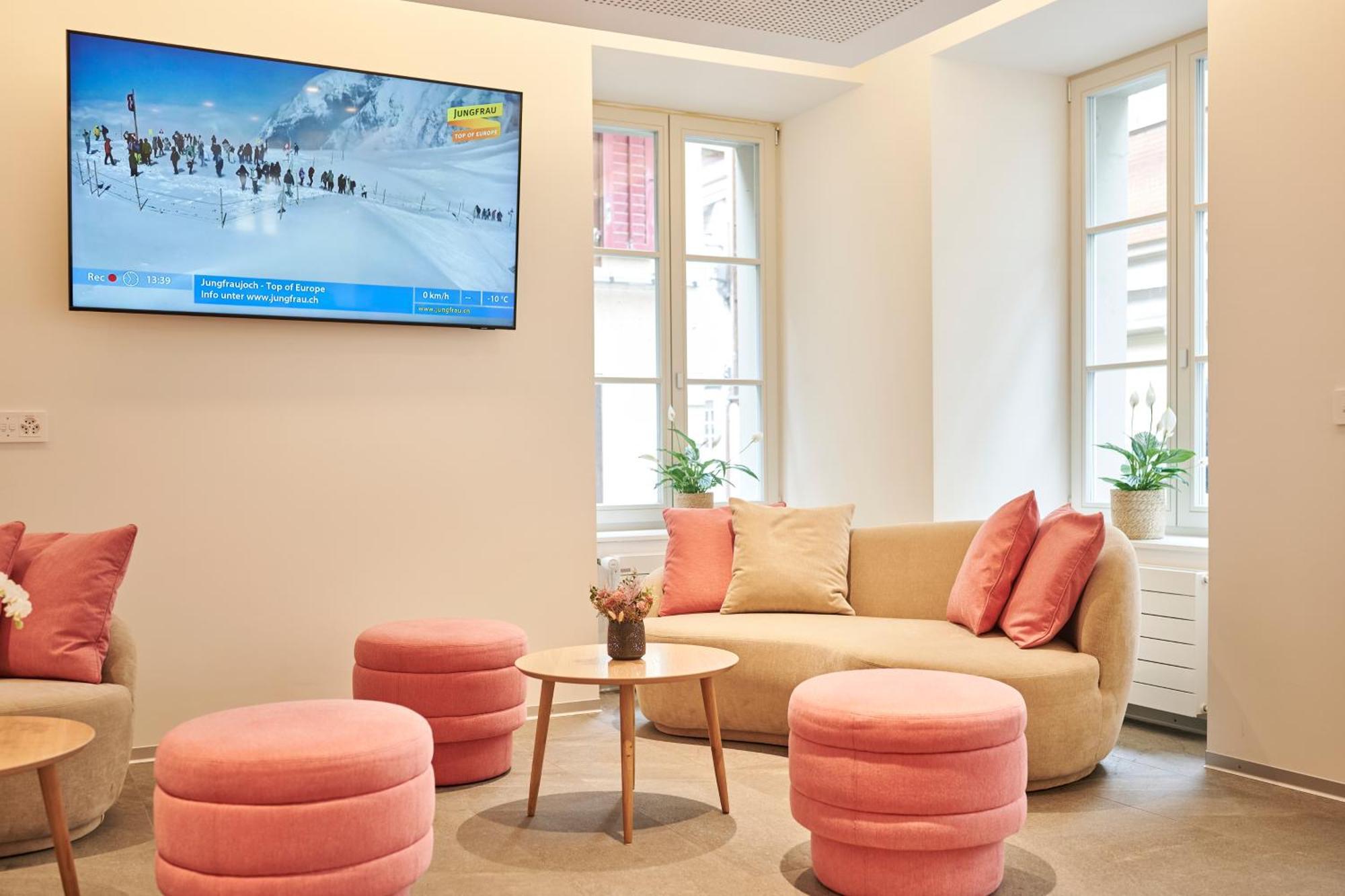 Aparthotel Krone - Self Check-In Unterseen Exterior photo