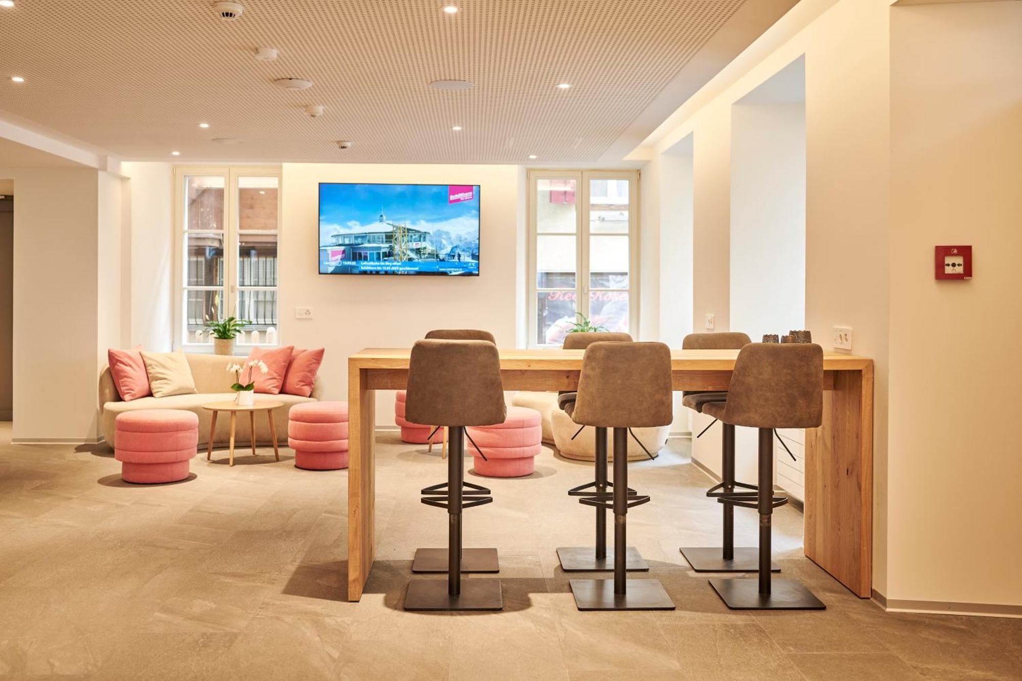 Aparthotel Krone - Self Check-In Unterseen Exterior photo