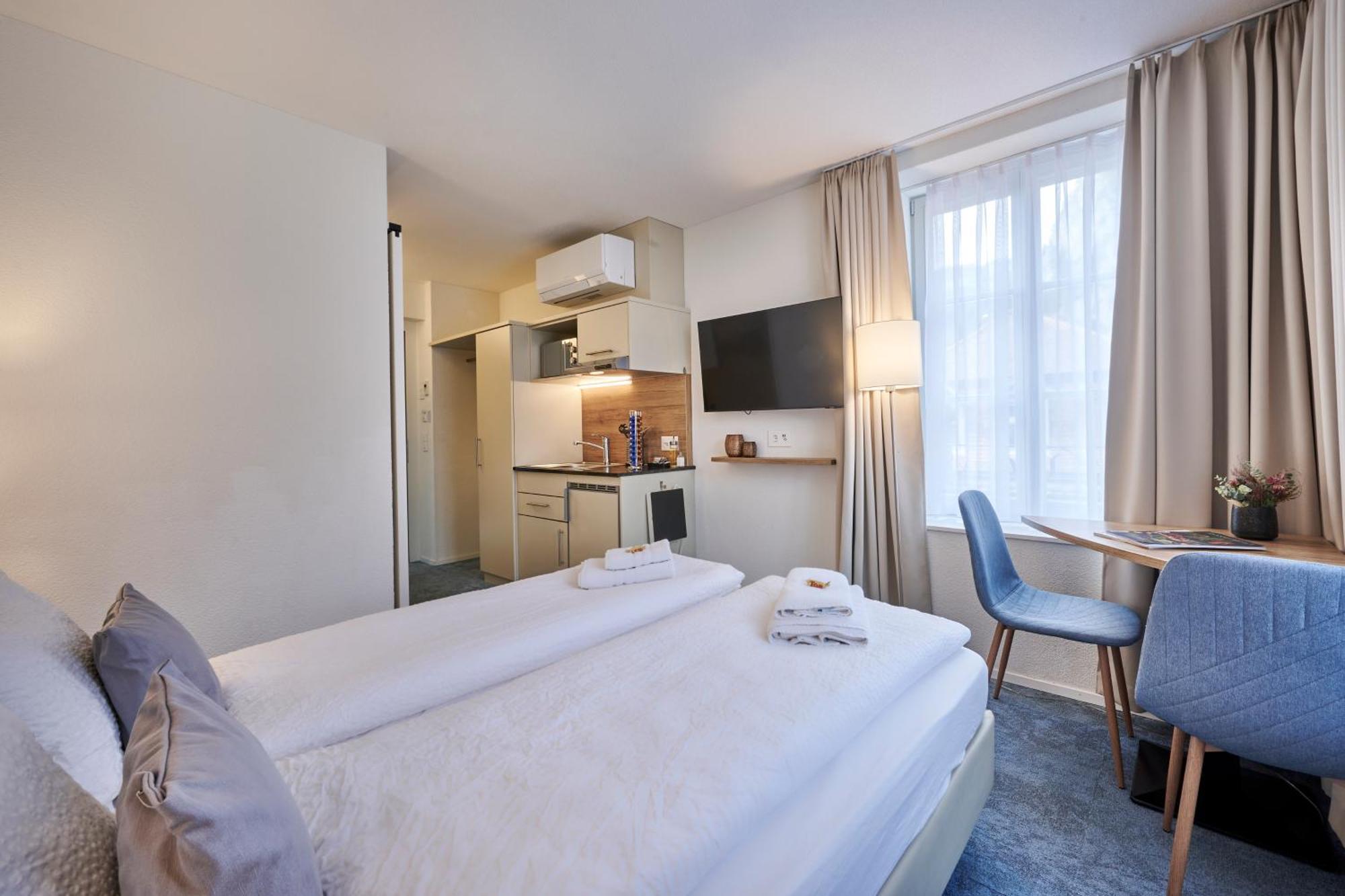 Aparthotel Krone - Self Check-In Unterseen Exterior photo